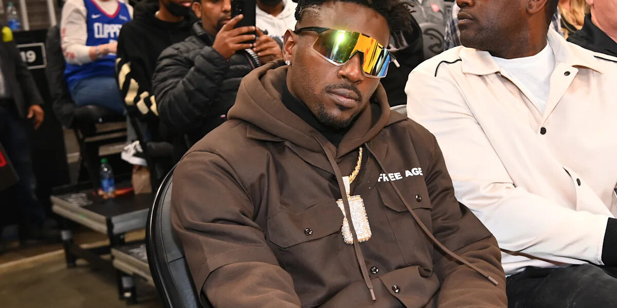 Antonio Brown to Accept Plea Deal, Avoid Prison in Attempted-Murder Case