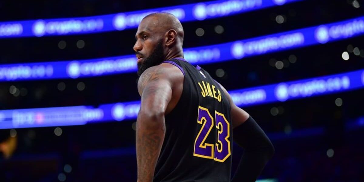 LeBron James Makes Philly Debut in Historic NBA Move LeBron James Makes Philly Debut in Historic NBA Move