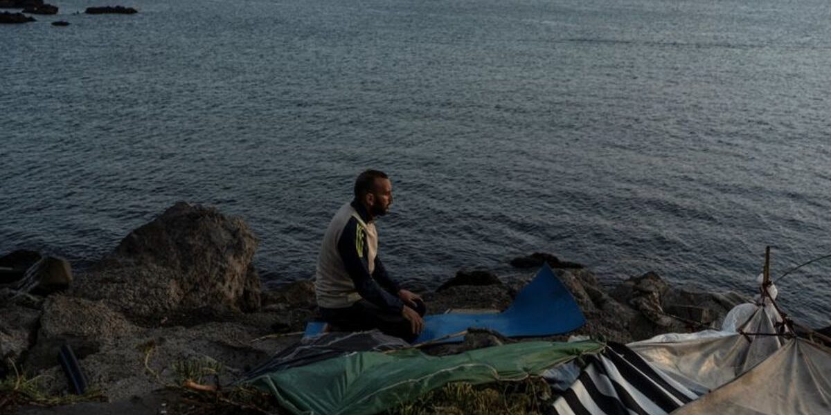 Spain Drafts Stricter Asylum Rules for Ceuta Migrants Amid Border Crisis Spain Drafts Stricter Asylum Rules for Ceuta Migrants Amid Border Crisis