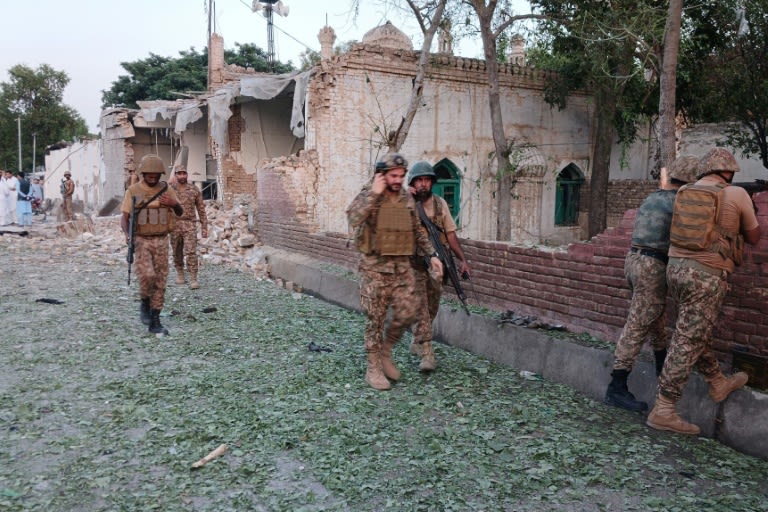 31 Dead in Suicide Attack on Police Compound in Pakistan’s Khyber Pakhtunkhwa