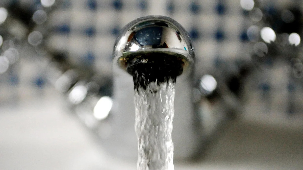 UK PM Announces Plan to Lift Ban on Public Ownership of Water Companies