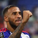 Lyon Dominates Rennes 4-0 Amid Controversial Banner Interruption Lyon Dominates Rennes 4-0 Amid Controversial Banner Interruption