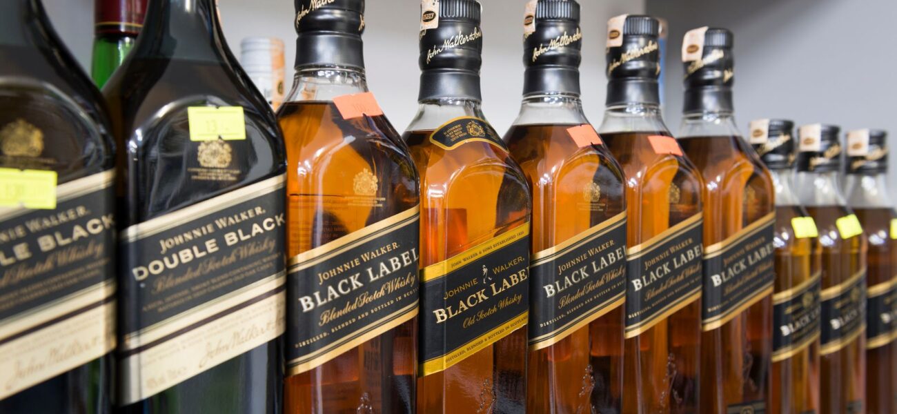 Diageo Recruits WPP Finance Chief to Rejoin Former Tesco Colleague Sir Dave Lewis Diageo Recruits WPP Finance Chief to Rejoin Former Tesco Colleague Sir Dave Lewis