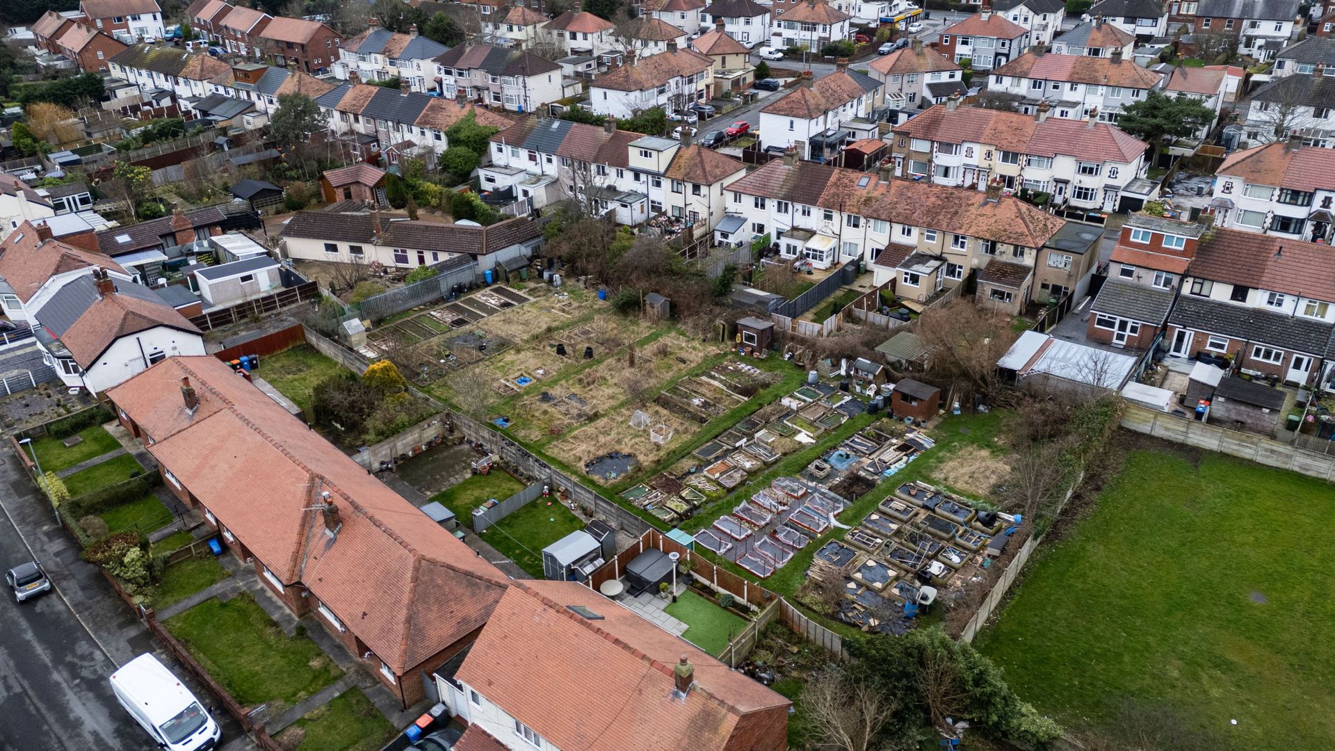 Residents Near UK Chemical Plant Show Elevated Cancer-Causing Chemical Levels in Blood Residents Near UK Chemical Plant Show Elevated Cancer-Causing Chemical Levels in Blood