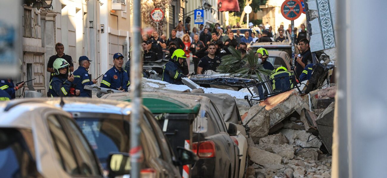 Explosion near Athens’ Acropolis destroys building, injures three