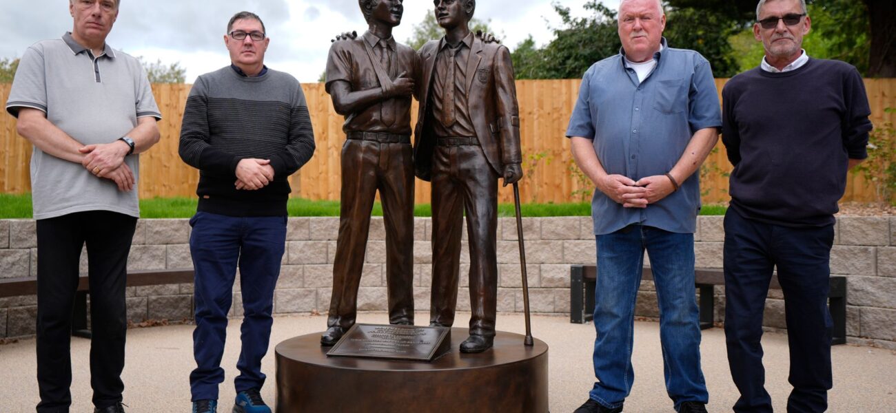 New Memorial Honors Haemophiliac Students Infected With HIV and Hepatitis Through Experimental Treatments New Memorial Honors Haemophiliac Students Infected With HIV and Hepatitis Through Experimental Treatments