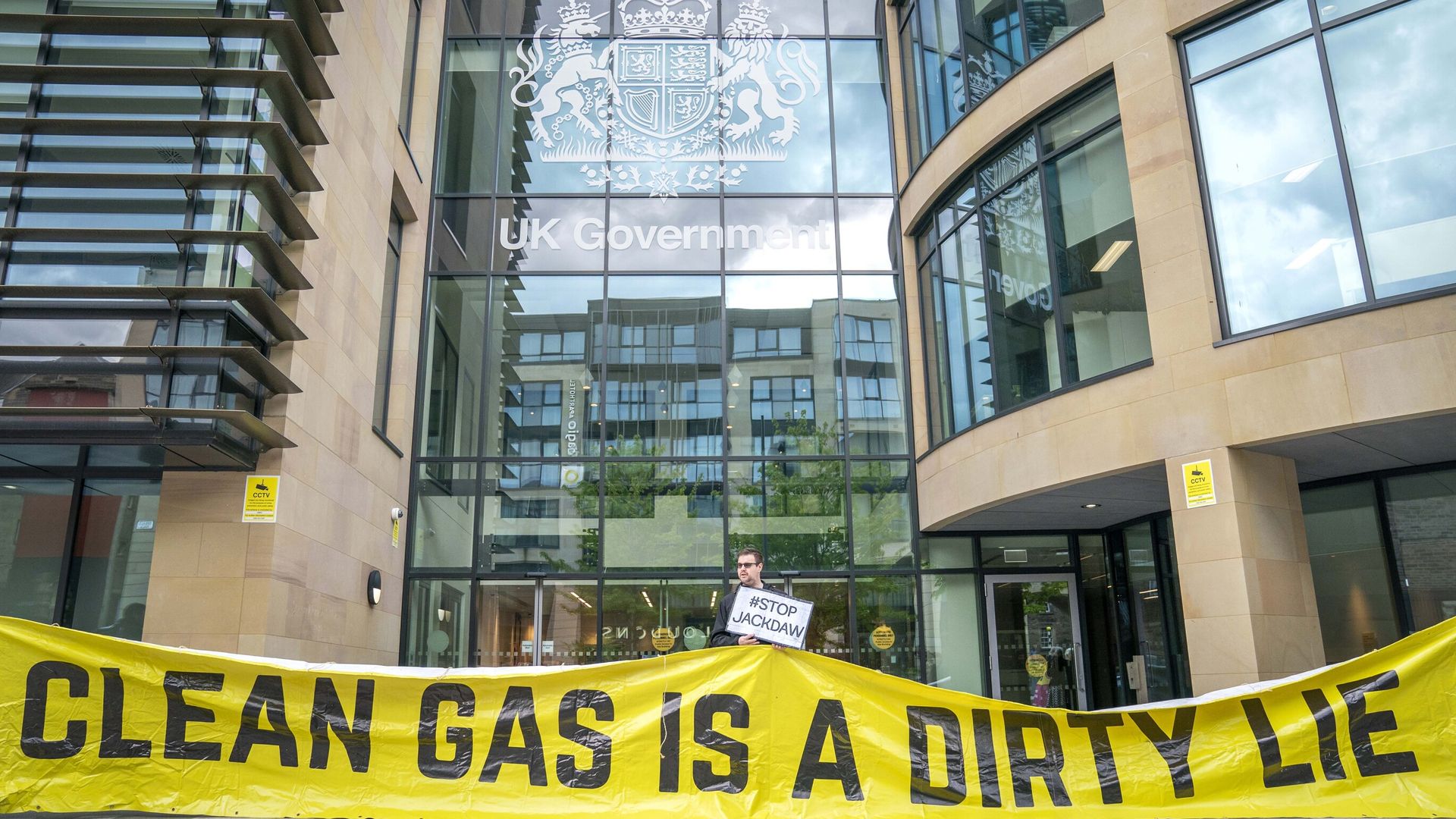 Lib Dem Leader Backs Jackdaw Gas Field as UK Prepares Final Decision Lib Dem Leader Backs Jackdaw Gas Field as UK Prepares Final Decision