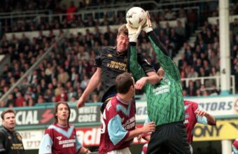 Czech Football Legend Ludek Miklosko, Who Denied Man Utd Title, Dies at 64 Czech Football Legend Ludek Miklosko, Who Denied Man Utd Title, Dies at 64