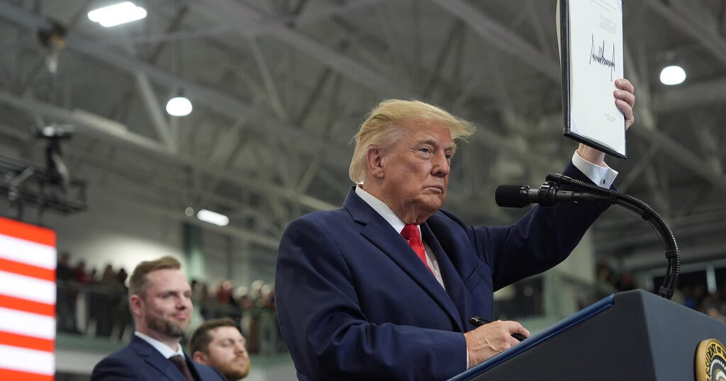 Trump Grants Onstage Pardons to Alaska Mechanics in Clean Air Act Case Trump Grants Onstage Pardons to Alaska Mechanics in Clean Air Act Case