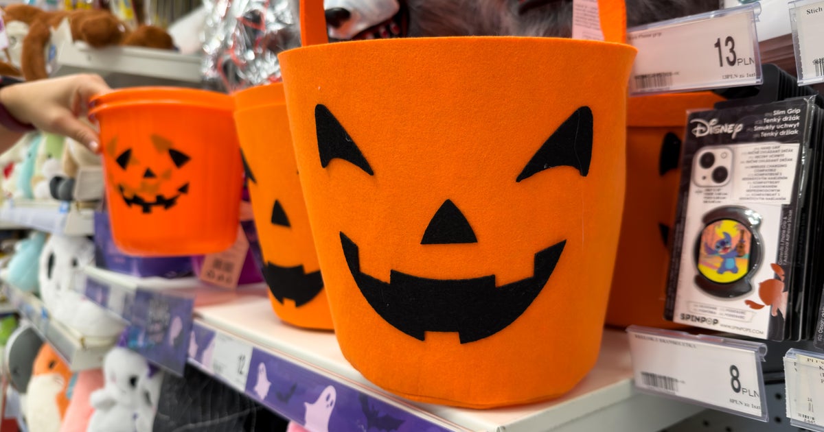 Consumers Face Record Halloween Spending Despite Cost Pressures Consumers Face Record Halloween Spending Despite Cost Pressures