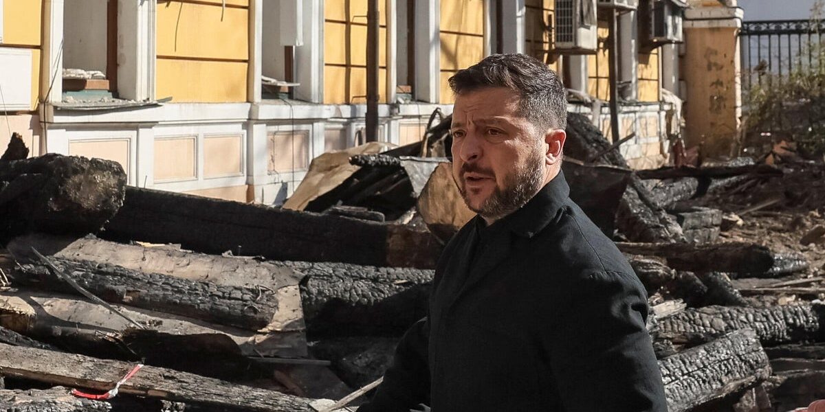 Zelenskyy Accuses Russia of Ignoring Energy Ceasefire as Attacks Continue