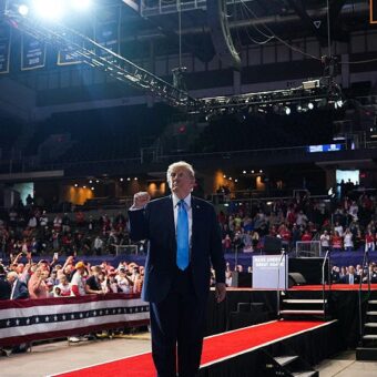 Trump Touts Expanded Presidential Authority During Kentucky Midterm Rally Trump Touts Expanded Presidential Authority During Kentucky Midterm Rally