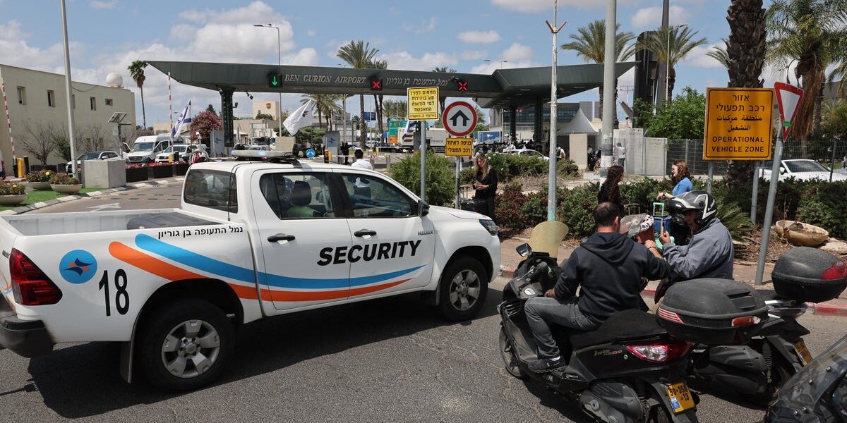 Omani Co-Pilot Allegedly Planned Plane Crash Into Israel, Sources Claim Omani Co-Pilot Allegedly Planned Plane Crash Into Israel, Sources Claim