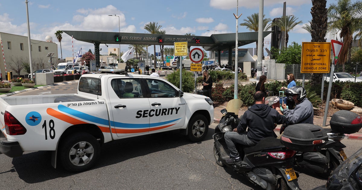 Omani Co-Pilot Allegedly Planned Plane Crash Into Israel, Sources Claim