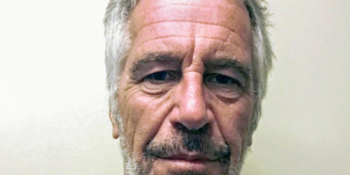 Pathologist Challenges Official Suicide Ruling in Epstein Case Pathologist Challenges Official Suicide Ruling in Epstein Case