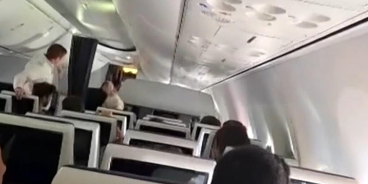 Israel Prepares to Shoot Down FlyDubai Plane After Co-Pilot Attack, Sources Reveal