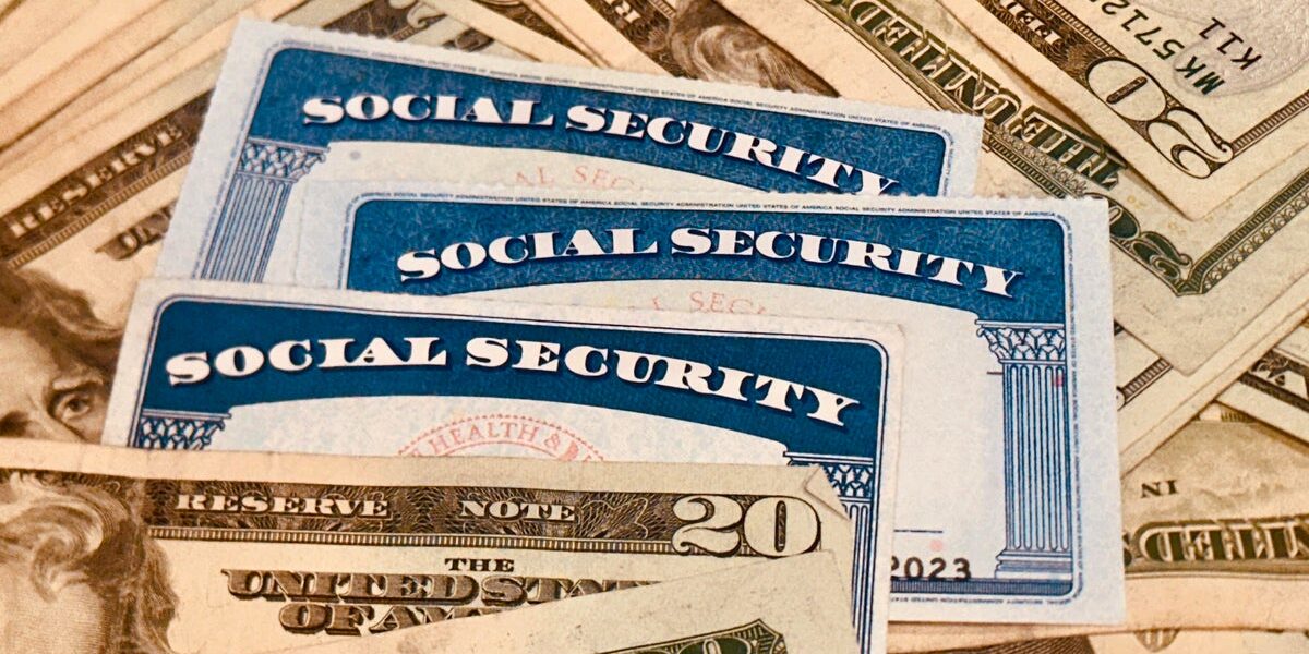 Why Some Seniors Got a Medicare Payment — and Why Millions Missed Out Why Some Seniors Got a Medicare Payment — and Why Millions Missed Out