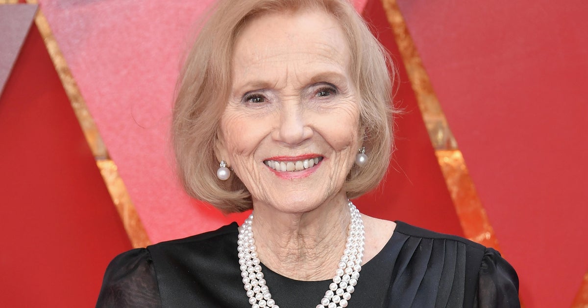 Eva Marie Saint, Oscar-Winning Star of ‘On the Waterfront’ and ‘North by Northwest,’ Dies at 102