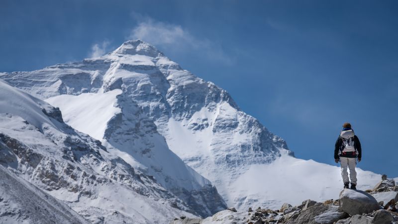 India Launches Mission to Recover Body of ‘Green Boots’ from Everest After 30 Years India Launches Mission to Recover Body of ‘Green Boots’ from Everest After 30 Years