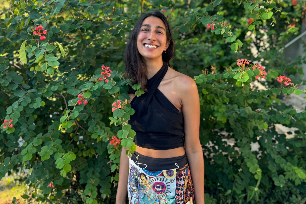 Sober October: How Giving Up Alcohol Boosted My Social Life and Friendships Sober October: How Giving Up Alcohol Boosted My Social Life and Friendships
