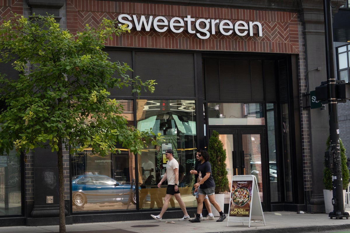 Sweetgreen Expands Beyond Salads with New Wraps and Price Adjustments Sweetgreen Expands Beyond Salads with New Wraps and Price Adjustments