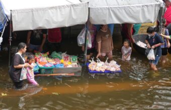 Bangkok Residents Express Outrage as Flood Death Toll Hits 31 Amid Government Criticism