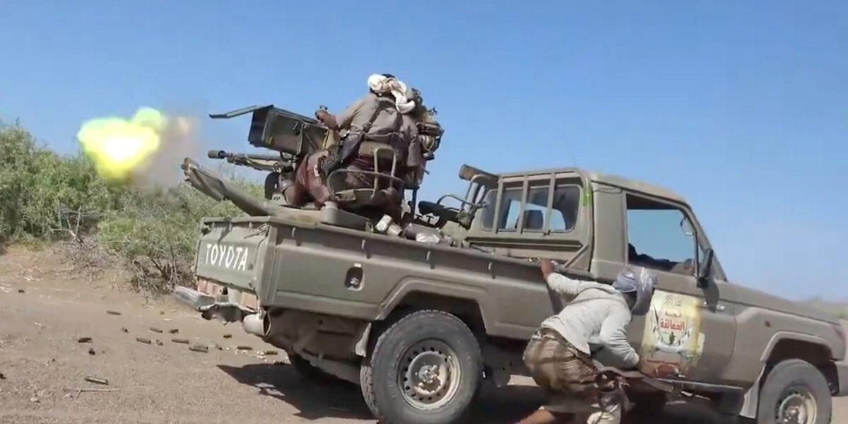 Houthi Attack on Aden Airport Sparks Aviation Crisis Minutes Before Flight Landing Houthi Attack on Aden Airport Sparks Aviation Crisis Minutes Before Flight Landing