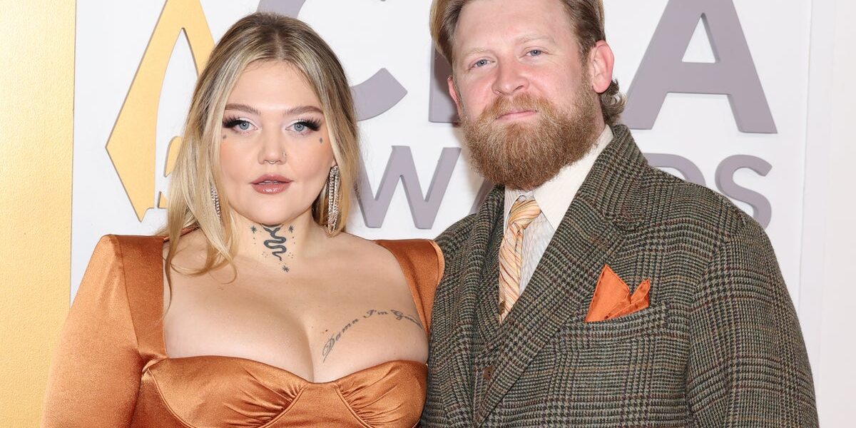 Elle King Celebrates Wedding to Dan Tooker in Lavish Ceremony Elle King Celebrates Wedding to Dan Tooker in Lavish Ceremony