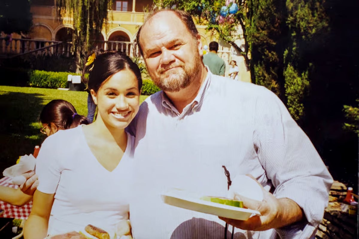 Philippines Authorities Launch Investigation Into Thomas Markle Over Child Abuse Image Allegations Philippines Authorities Launch Investigation Into Thomas Markle Over Child Abuse Image Allegations