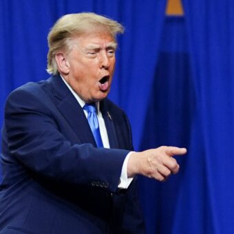 Trump Accuses U.S. Voting System of Being ‘Corrupt’ in Midterm Rant Trump Accuses U.S. Voting System of Being ‘Corrupt’ in Midterm Rant
