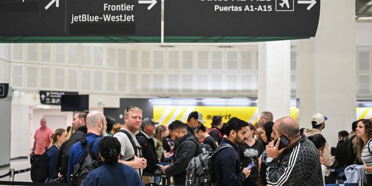 Trump Administration Reverses Key Airline Passenger Protections