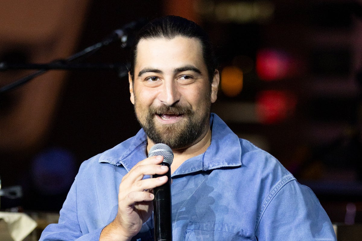 Noah Kahan Addresses Fan Misinterpretations of Lyrics: ‘Please Don’t Stop Your Medication’