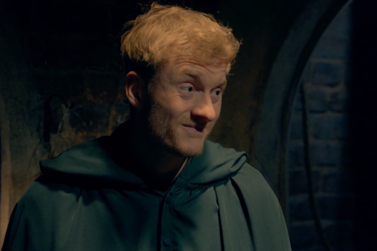 Celebrity Traitors Drama: James Acaster’s Sabotage Stance Sparks Fan Backlash as Jerry Hall Exits Celebrity Traitors Drama: James Acaster’s Sabotage Stance Sparks Fan Backlash as Jerry Hall Exits