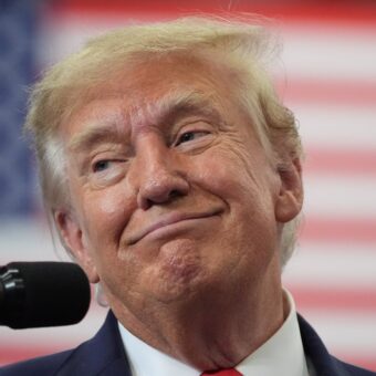 Federal Judge Extends White House Press Access, Ruling Trump Likely Broke Law Federal Judge Extends White House Press Access, Ruling Trump Likely Broke Law