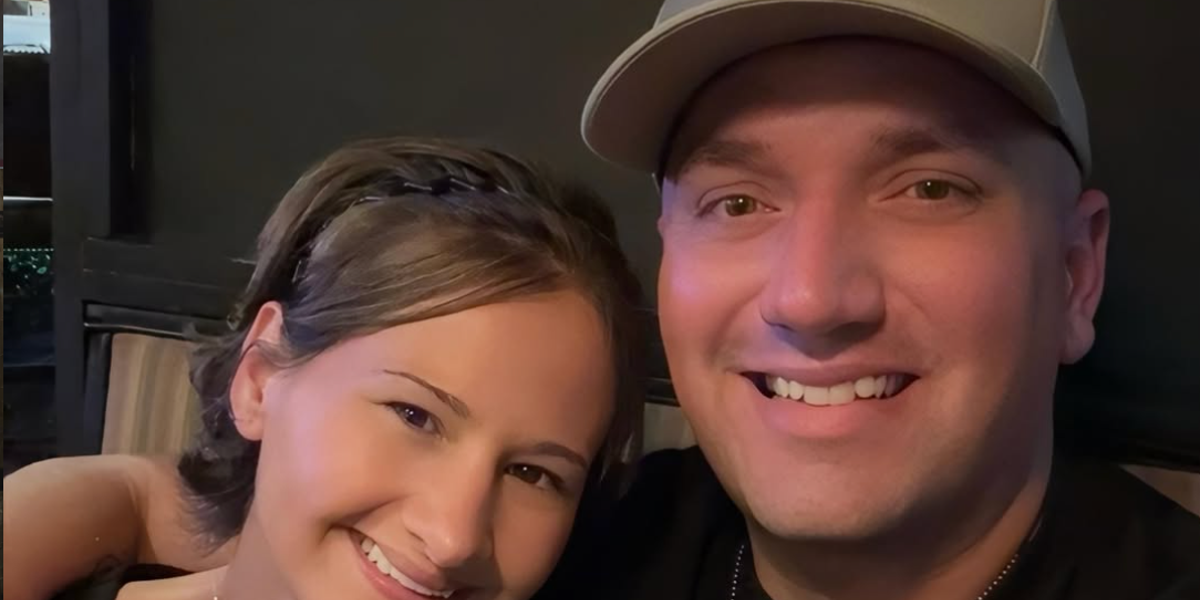 Gypsy Rose Blanchard Launches ‘Kenan’s Law’ Petition Following Fiancé Ken Urker’s Death Gypsy Rose Blanchard Launches ‘Kenan’s Law’ Petition Following Fiancé Ken Urker’s Death