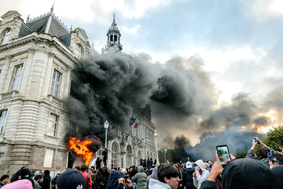 Limoges Mayor Demands Notre Dame-Style Reconstruction Funding After Town Hall Inferno Limoges Mayor Demands Notre Dame-Style Reconstruction Funding After Town Hall Inferno