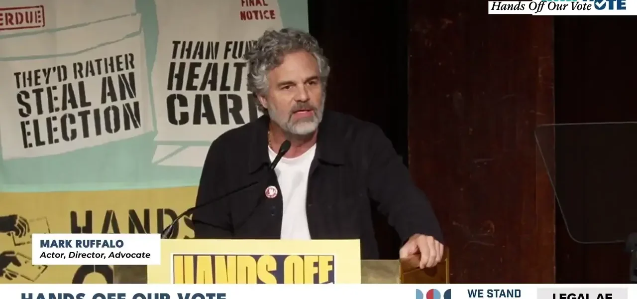 Mark Ruffalo Warns Trump: ‘I’m Gonna Hulk Out’ Over Voting Rights Mark Ruffalo Warns Trump: ‘I’m Gonna Hulk Out’ Over Voting Rights
