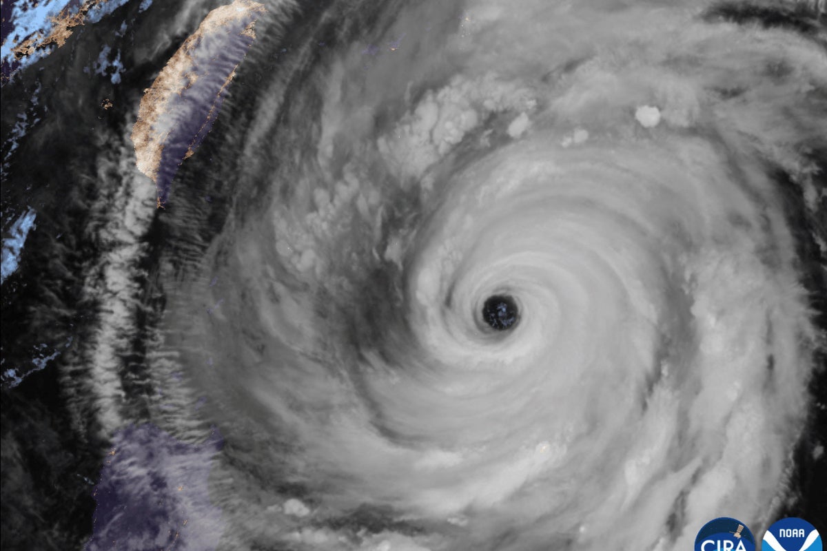 Super Typhoon Champi Triggers Mass Flight Cancellations as Taiwan Braces for Impact