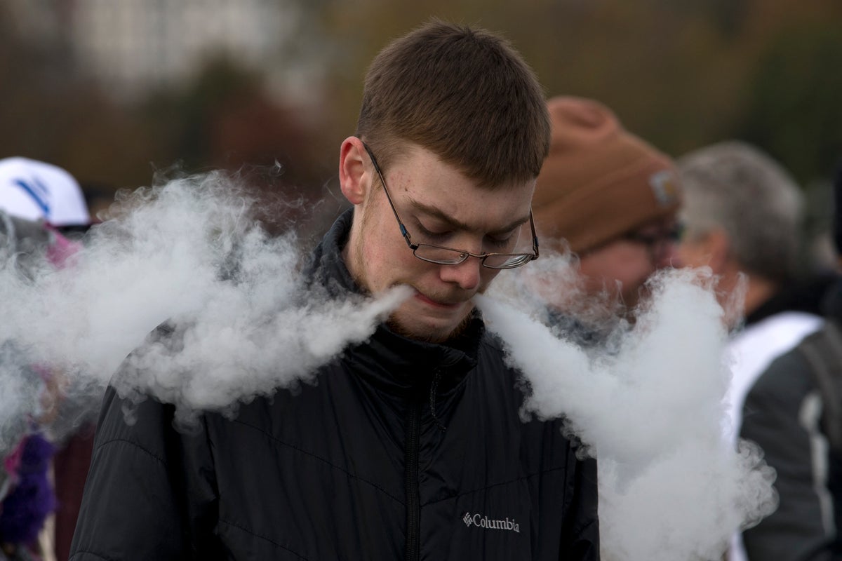 Flavored Vapes May Pose Greater Health Risks Than Previously Thought Flavored Vapes May Pose Greater Health Risks Than Previously Thought