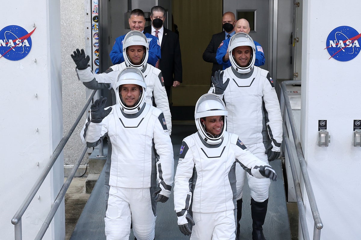 SpaceX Launches Four Astronauts on Six-Month Mission to ISS