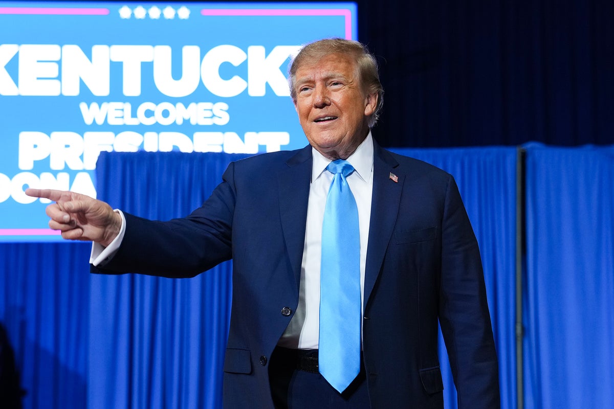Trump Blasts Democrats at Kentucky Rally While Privately Questioning Midterm Strategy Trump Blasts Democrats at Kentucky Rally While Privately Questioning Midterm Strategy