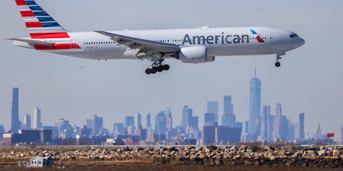 American Airlines Flight Diverts After Half of Toilets Fail Mid-Flight American Airlines Flight Diverts After Half of Toilets Fail Mid-Flight