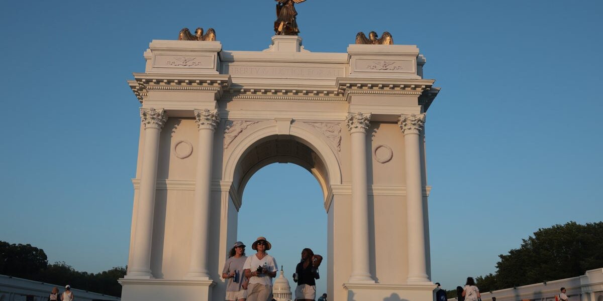 Trump Officials Admit Lack of Plans for DC Arch as ‘Military Complex’