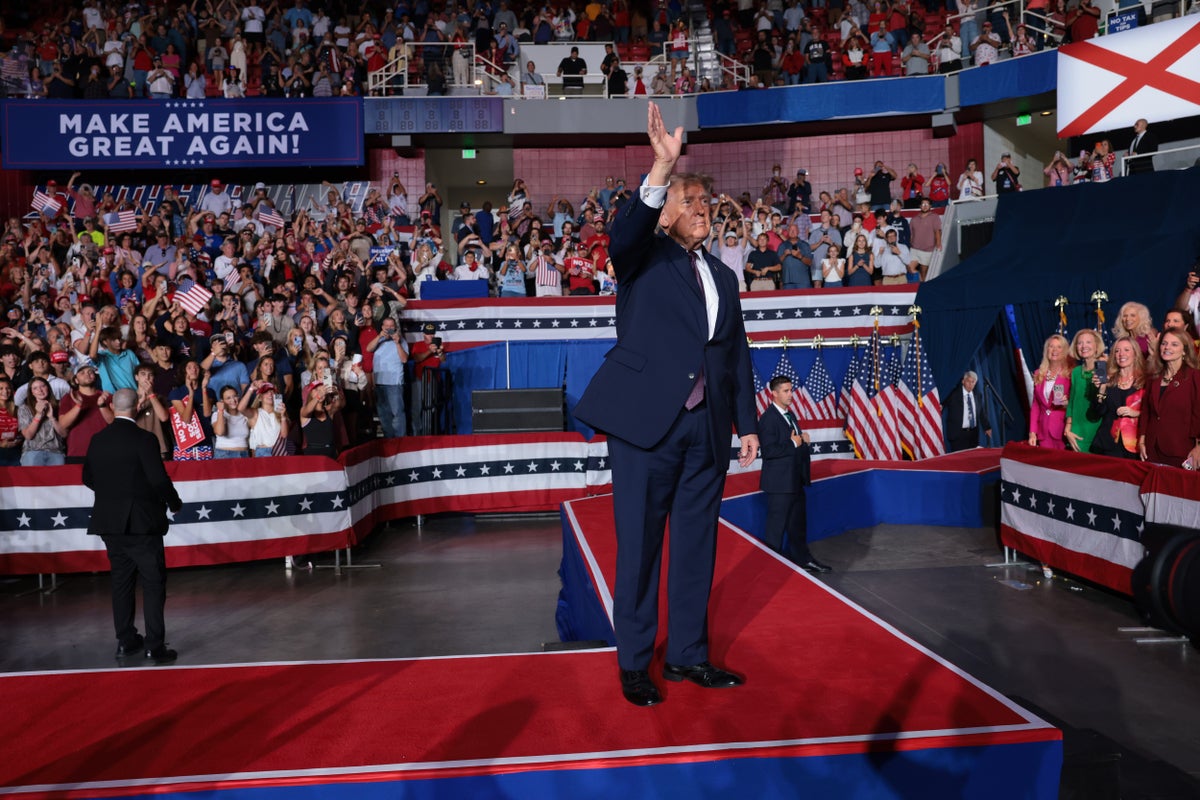 Trump Pushes for Alabama Bridge to Bear His Name Amid Ongoing Naming Controversies Trump Pushes for Alabama Bridge to Bear His Name Amid Ongoing Naming Controversies
