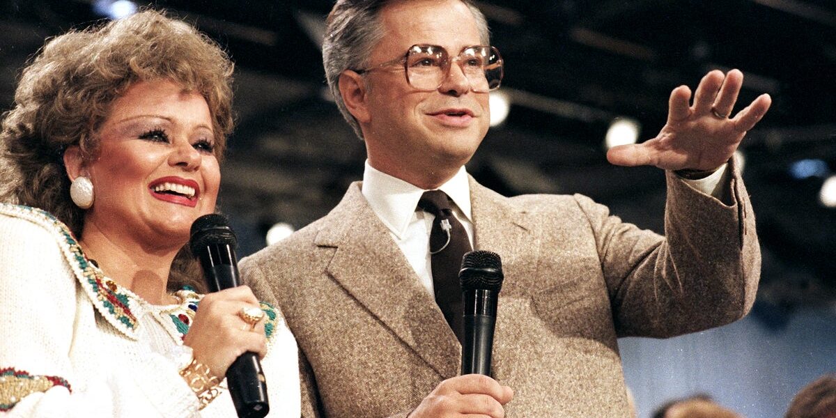 Jim Bakker, Televangelist Who Built and Lost a Media Empire, Dies at 86