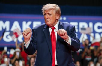 Trump Mocks Hecklers at Texas Rally, Calls for ‘Paid Protesters’ to Leave