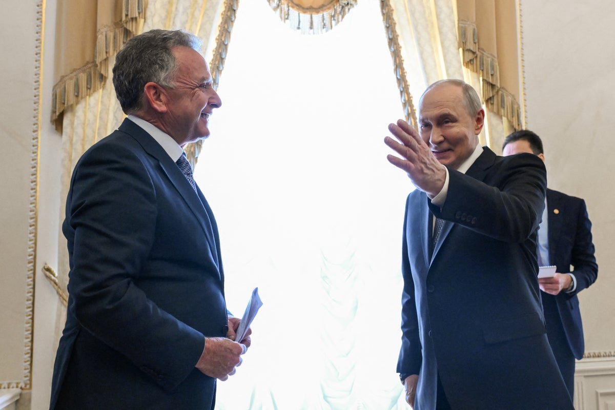 US Envoy Faces Backlash Over Putin ‘Humanitarian’ Remark as Kyiv Endures Missile Barrage