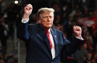Trump Pledges ,000 Payments to Americans Contingent on Midterm Election Results