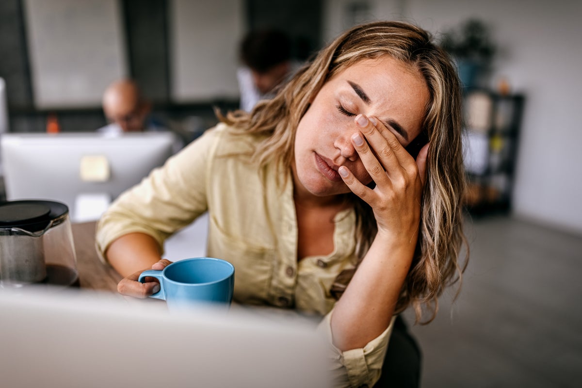 Beat the Afternoon Slump: 5 Proven Strategies to Boost Daily Energy Beat the Afternoon Slump: 5 Proven Strategies to Boost Daily Energy