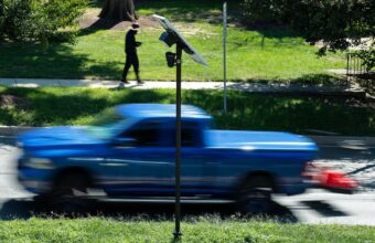 AOC and Sanders Propose Bill to Ban License Plate Surveillance Tech